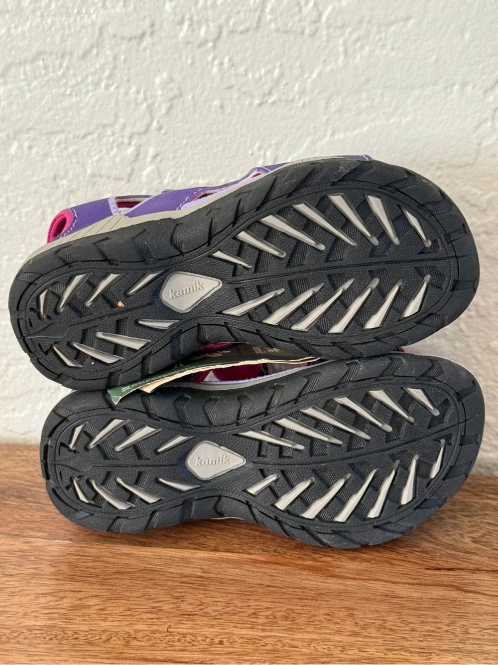 Kamik triple strap
